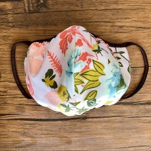 💕 3/$15 Floral Face Mask 🌷